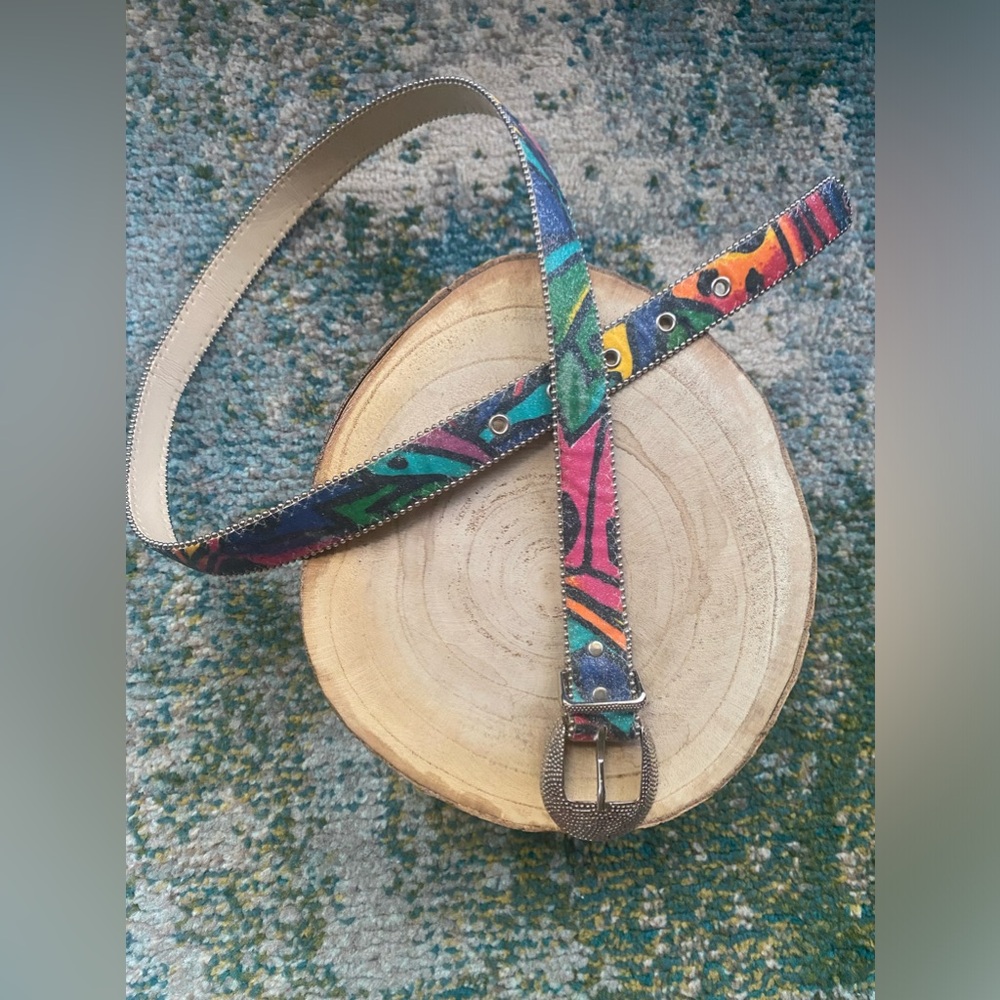 Vintage 90s colorful graphic print swirl stud belt, size large